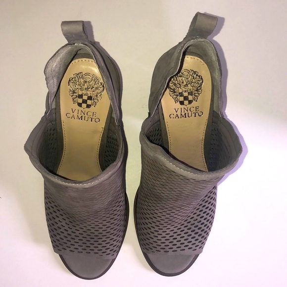Vince Camuto Kensa Heeled Bootie - Storm Gray NEW - Picture 5 of 6